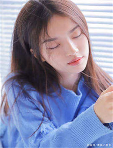 《闪星-亚洲一卡2卡三卡4卡无卡下载》