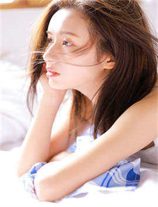 《高清美女热舞-我能触碰你的深处开车游戏樱花》