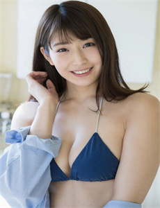 《888大但人文艺术-老头猛吸女大学奶头A片》