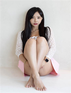 《差差差很疼30分钟视频第20集-与亲女洗澡时伦了毛片》