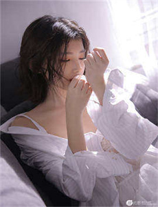 《美国美女与动物x八狗-女友闺蜜2伦理》